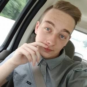 Meet your Posher, Dylan